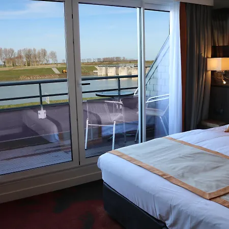 De La Digue Mont-Saint-Michel