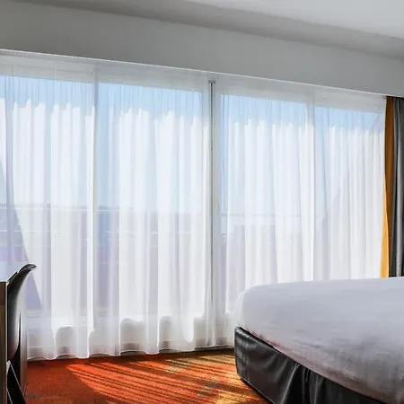 De La Digue Mont-Saint-Michel