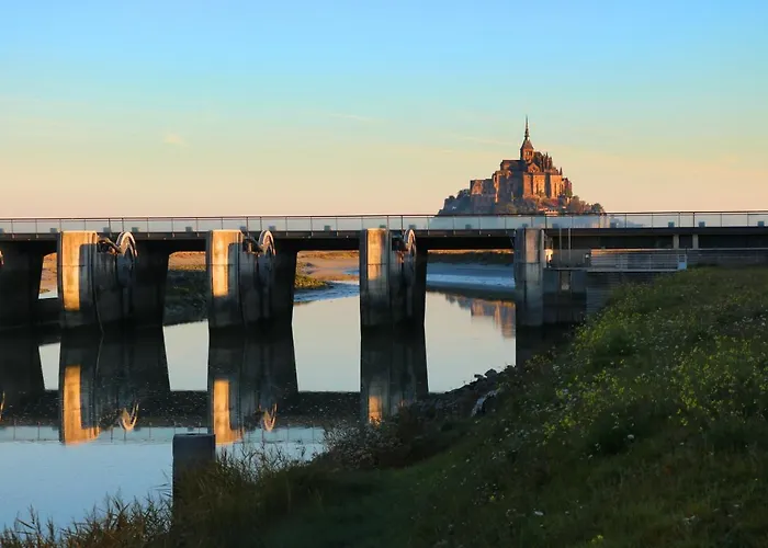 De La Digue Mont-Saint-Michel