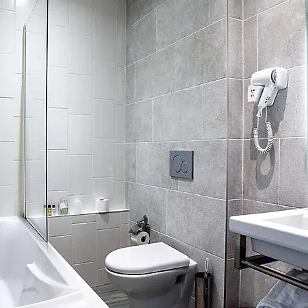 De La Digue Hotel 3*