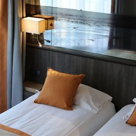 De La Digue Otel Mont-Saint-Michel