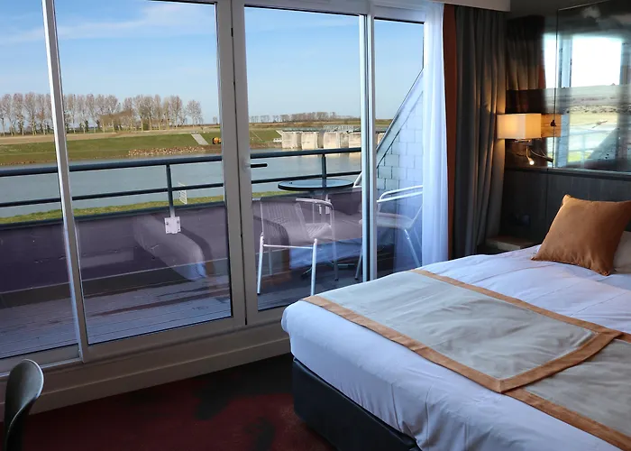 De La Digue Mont-Saint-Michel