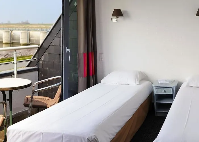 De La Digue Mont-Saint-Michel