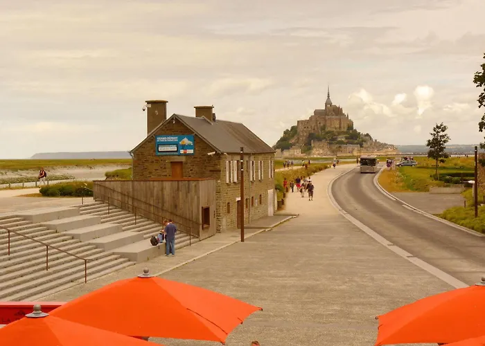 De La Digue Mont-Saint-Michel